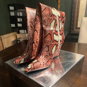 Azalea Wang Snake Size 8